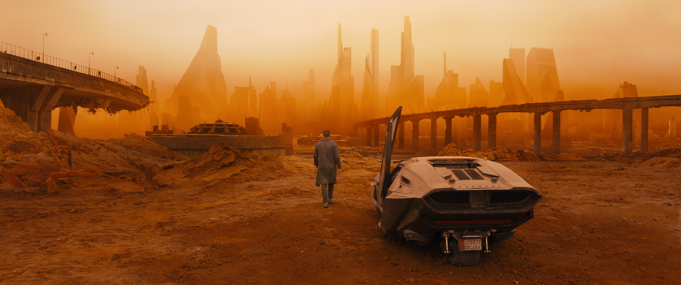 BLADE RUNNER 2049